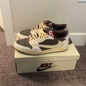 Travis Scott x Air Jordan 1 Low OG “Reverse Mocha”